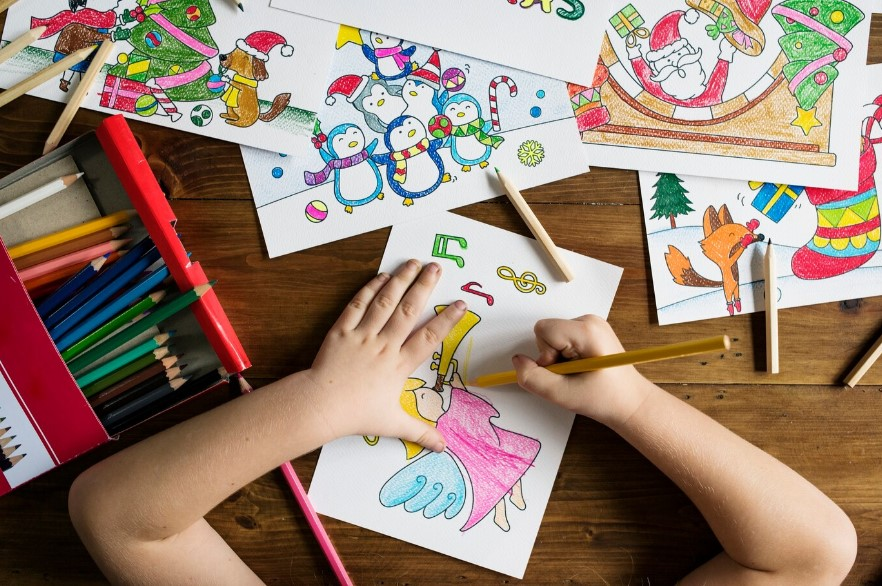 Hati-hati! 3 Kebiasaan Ini Bisa Bunuh Kreativitas Anak (Update 2025)