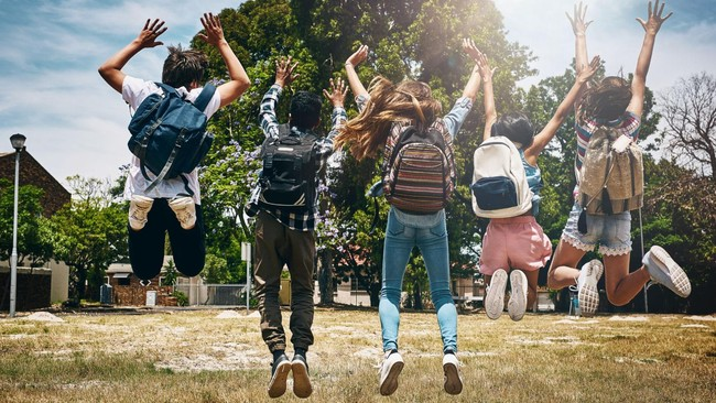 Family Entertainment Kekinian Ide Liburan Super Hemat: Panduan Lengkap 2025 untuk Gen Z Indonesia