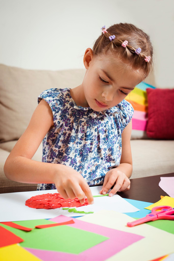 5 Ide Kolase Kertas Warna yang Mudah dan Seru untuk Anak-Anak di Rumah